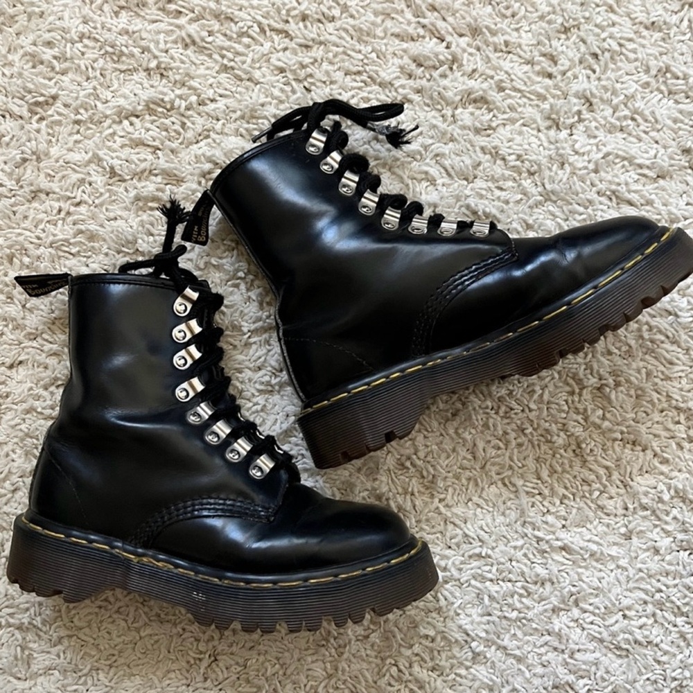 Doc Martens Vintage Combat Boots Sz 3Y/5W